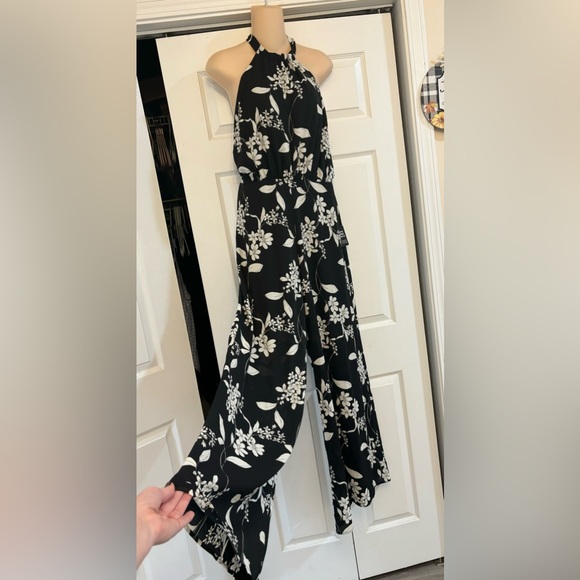 Brand new Express pants romper size large - Picture 2 of 4